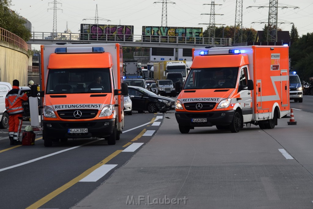 VU mehrere PKW A 3 Rich Oberhausen Hoehe AK Koeln Ost P088.JPG - Miklos Laubert